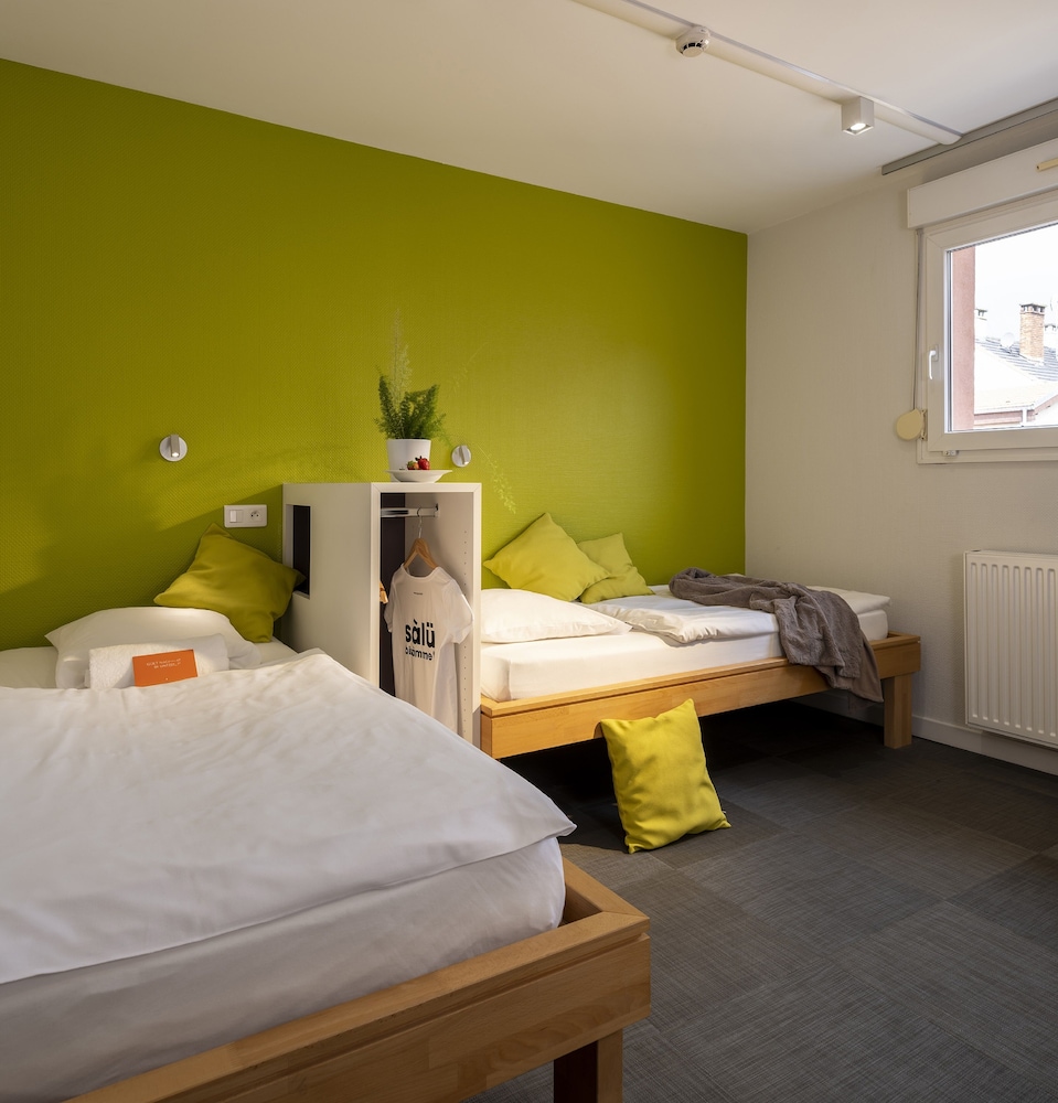 Basic Twin Room photo 1