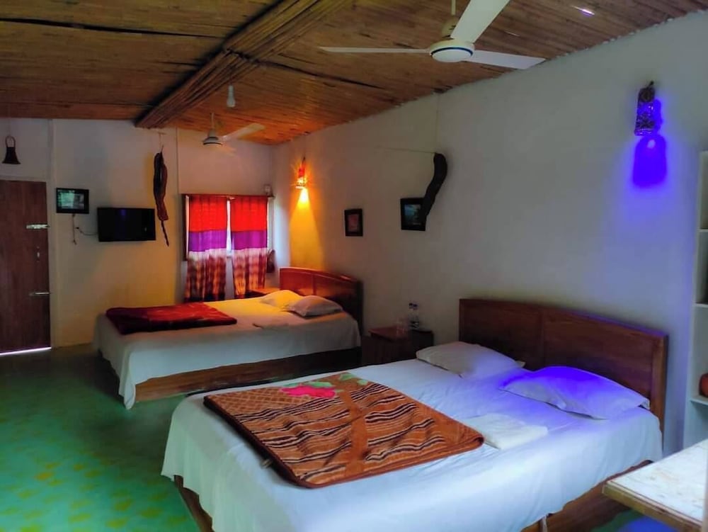 Deluxe Double Room, Hill View photo 3