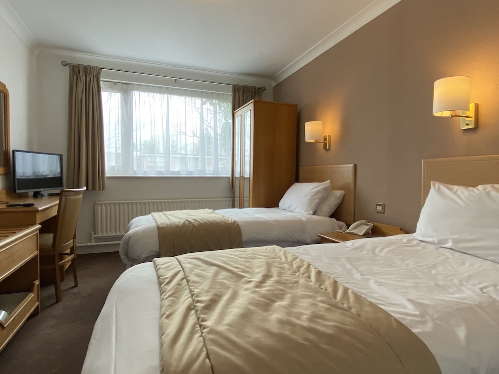 Standard Twin Room, 2 Twin Beds - Photo 3