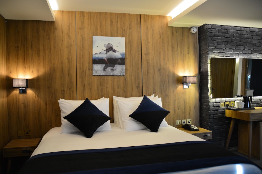 Standard Room - Photo 10