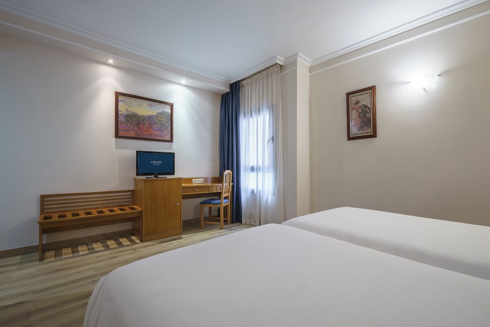 Standard Triple Room (Extra Bed) photo 2