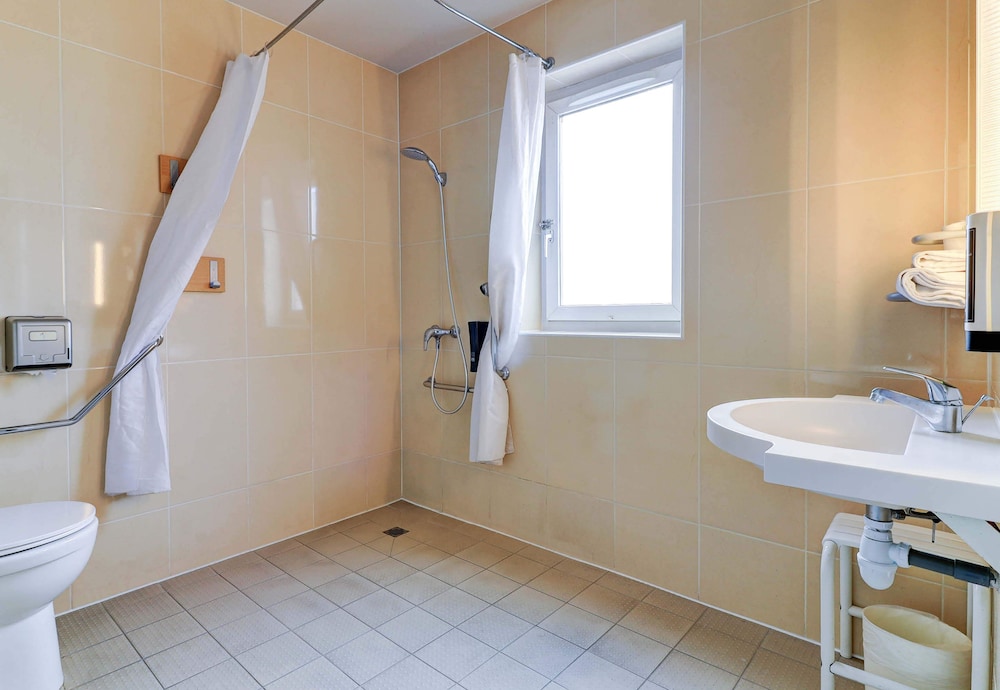 Double Room, Accessible, Non Smoking photo 2