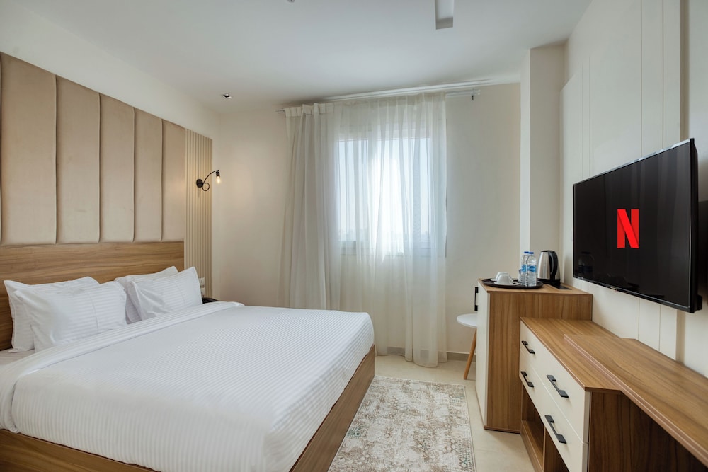 Economy Double Room, City View photo 1