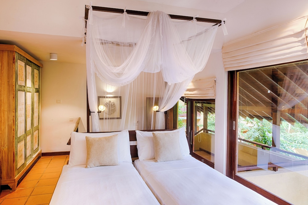 Classic Twin Room with Yoga