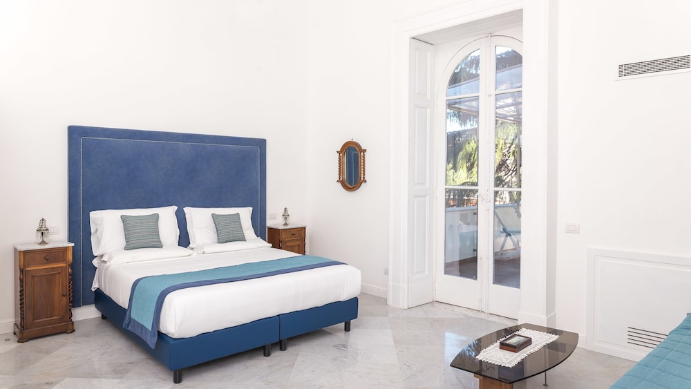 Junior Suite, Terrace, Garden View