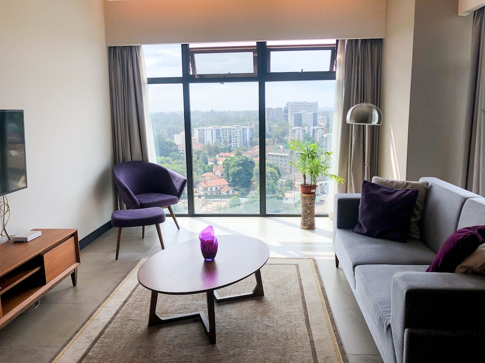 Executive Apartment, 2 Bedrooms (Middle Unit) photo 3