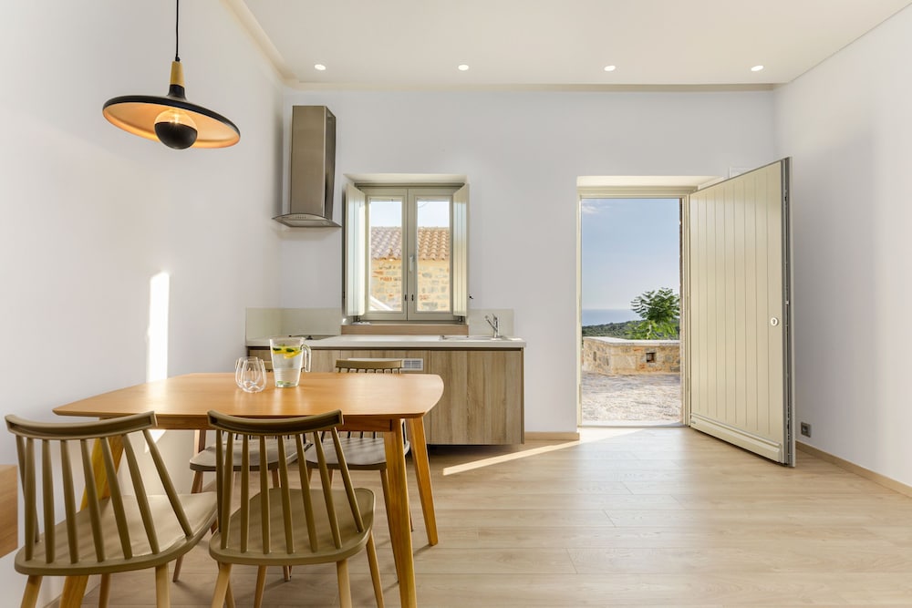Family Suite - Photo 2