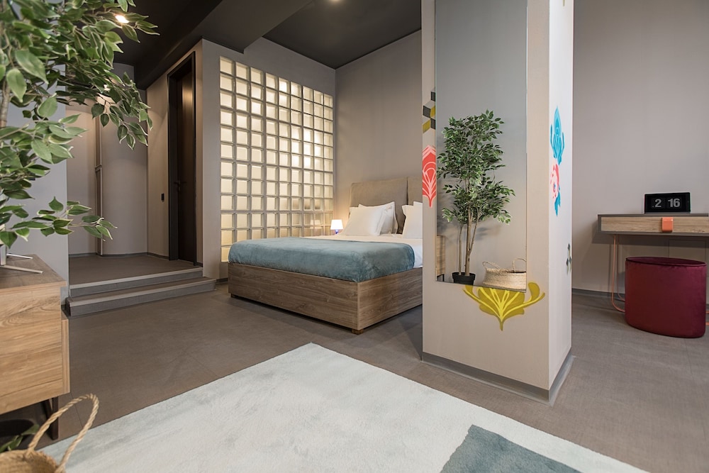 Deluxe Suite, Multiple Beds