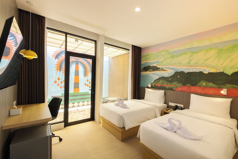 Deluxe Twin Room