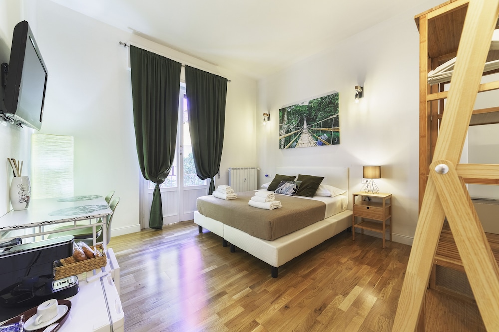 Grand Room photo 1