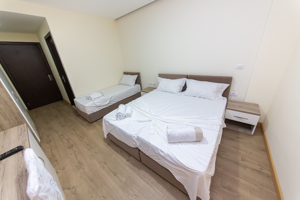 Triple Room, Balcony