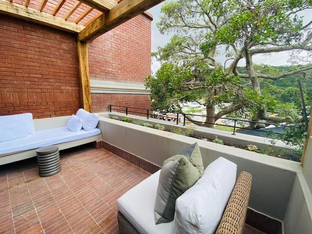 Deluxe Double or Twin Room photo 2