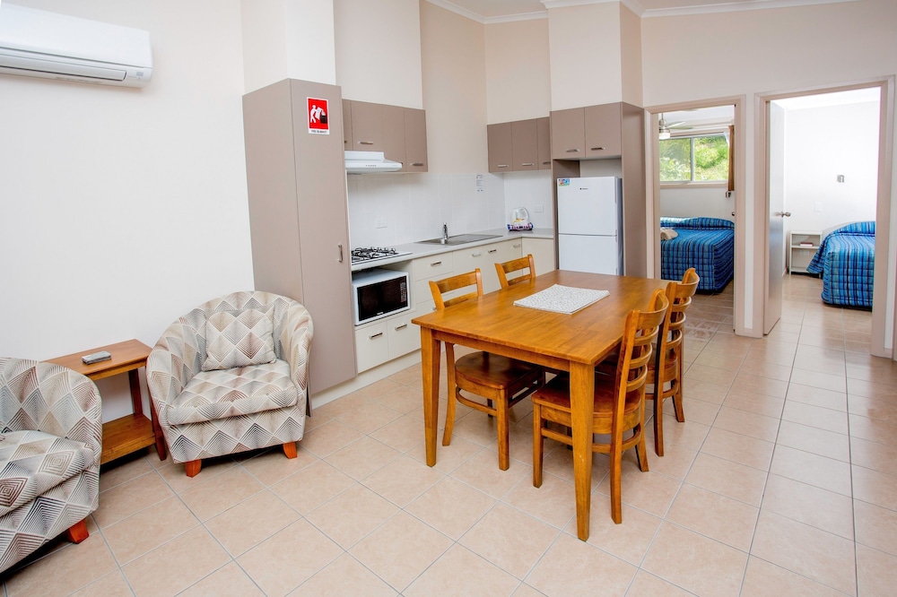 Flametree Villa photo 3