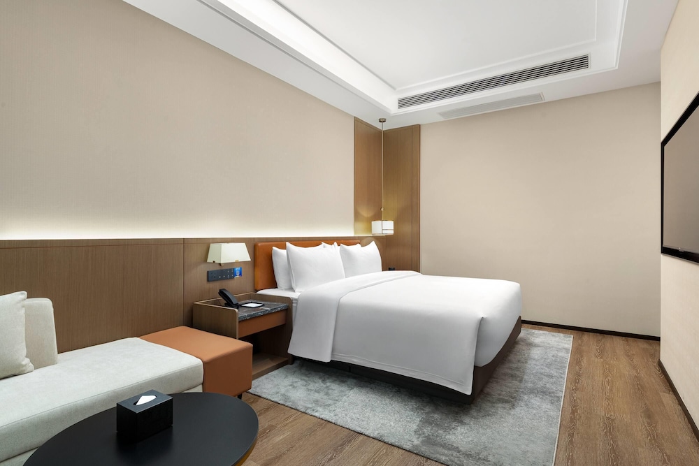 Executive Room, 1 King Bed, Non Smoking