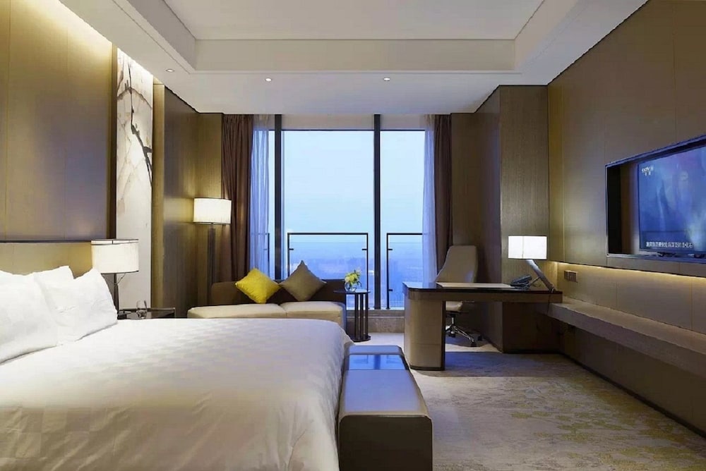 Superior King Room With View photo 1
