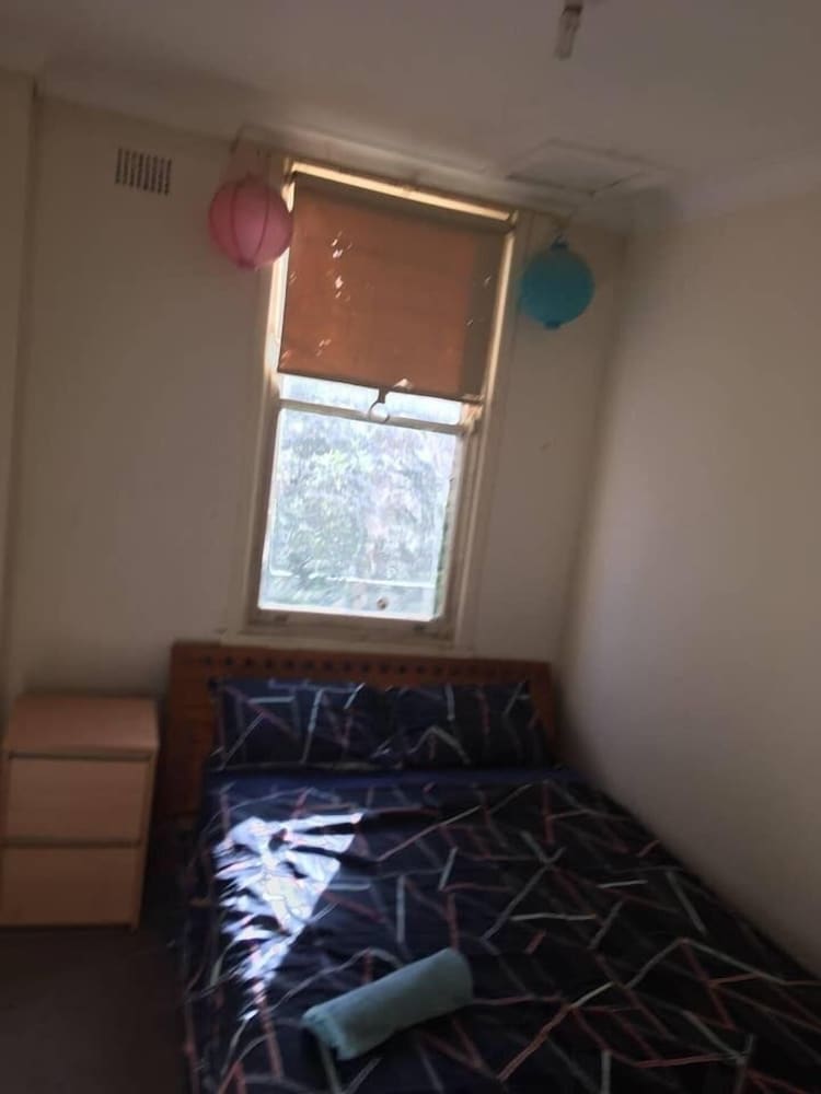 House, 3 Bedrooms photo 2