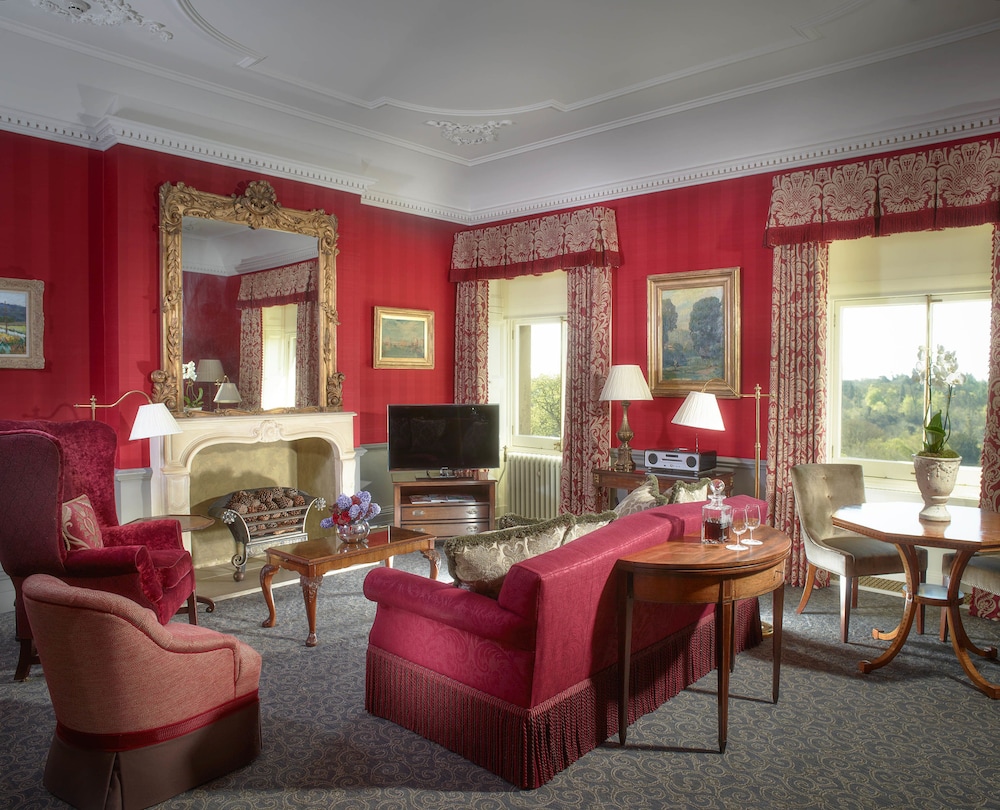 Suite (The Prince Of Wales)