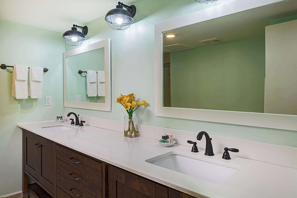 Two Bedroom Suite, Multiple Beds, Non Smoking, Oceanfront