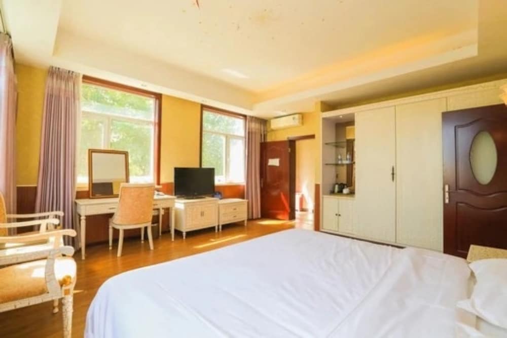 Villa photo 2