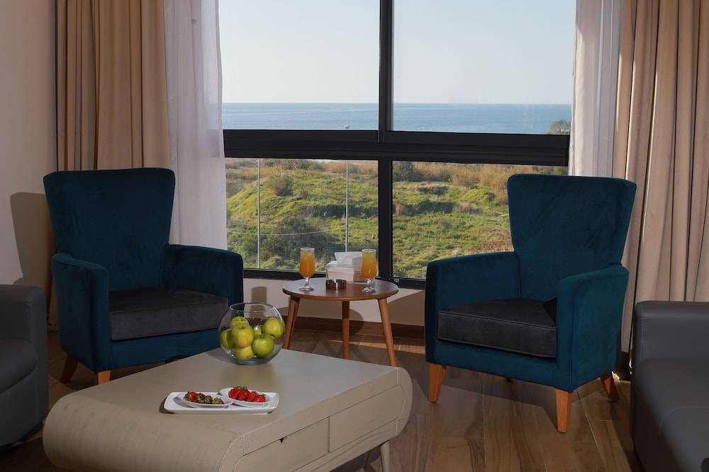 Premium Suite