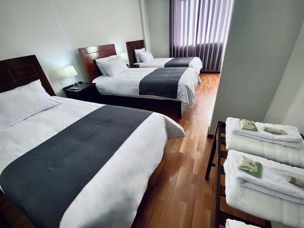 Classic Quadruple Room