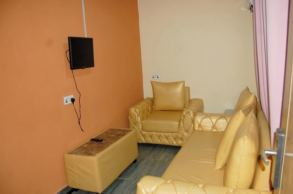 Executive Suite photo 2