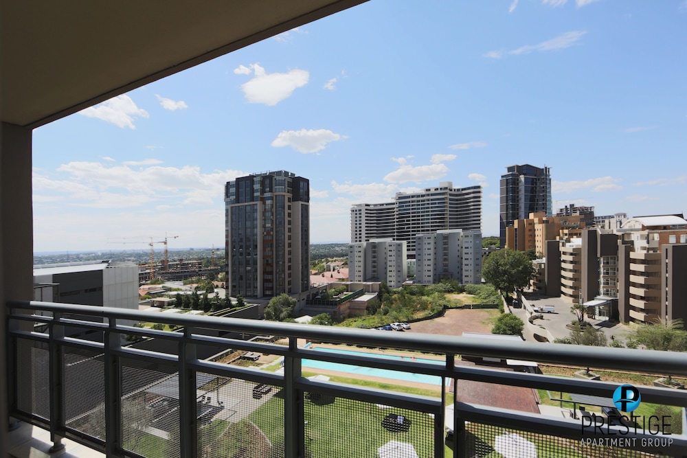 Luxury Apartment, 2 Bedrooms photo 3