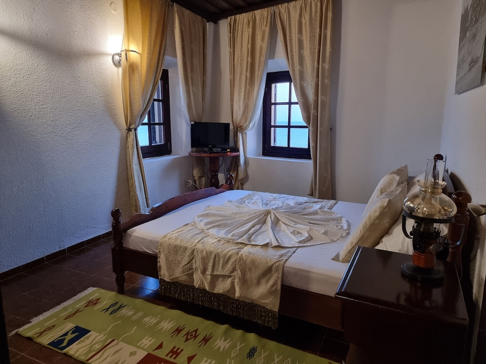 Apartment, 1 Bedroom, Sea View photo 1