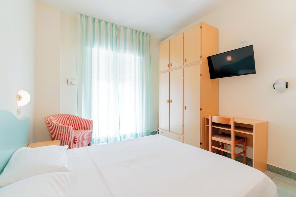 Economy Room, 1 Double Bed photo 2
