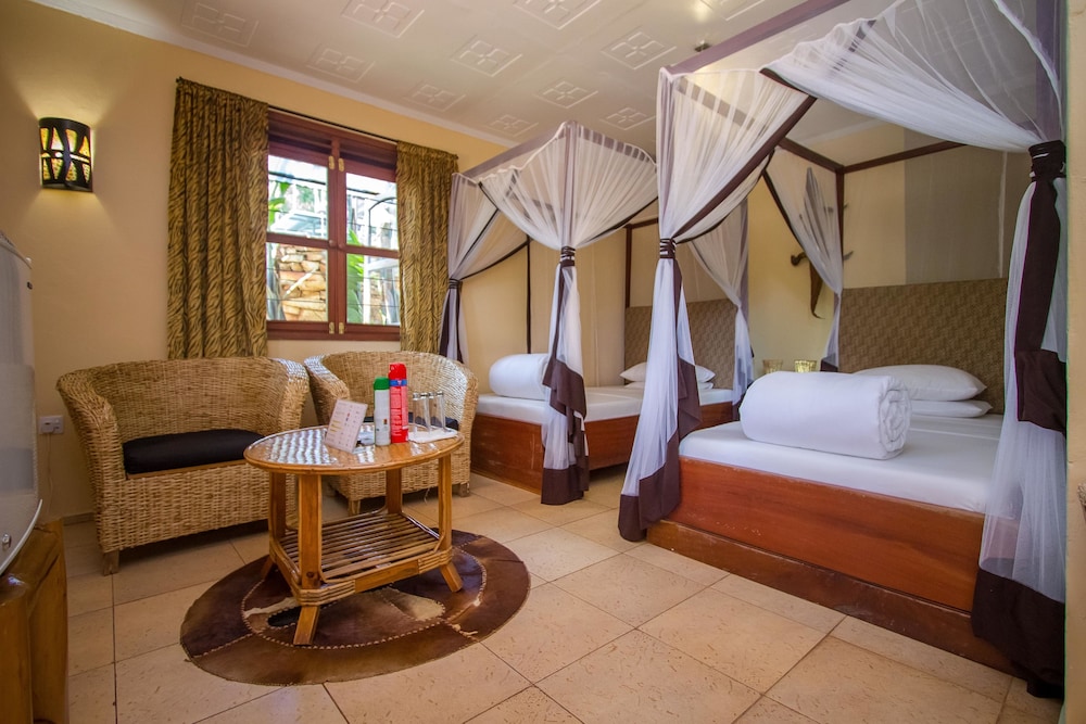 Deluxe Double Room, Pool View