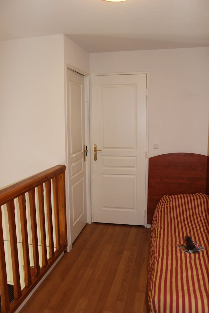 Two Bedrooms Apartment for 7