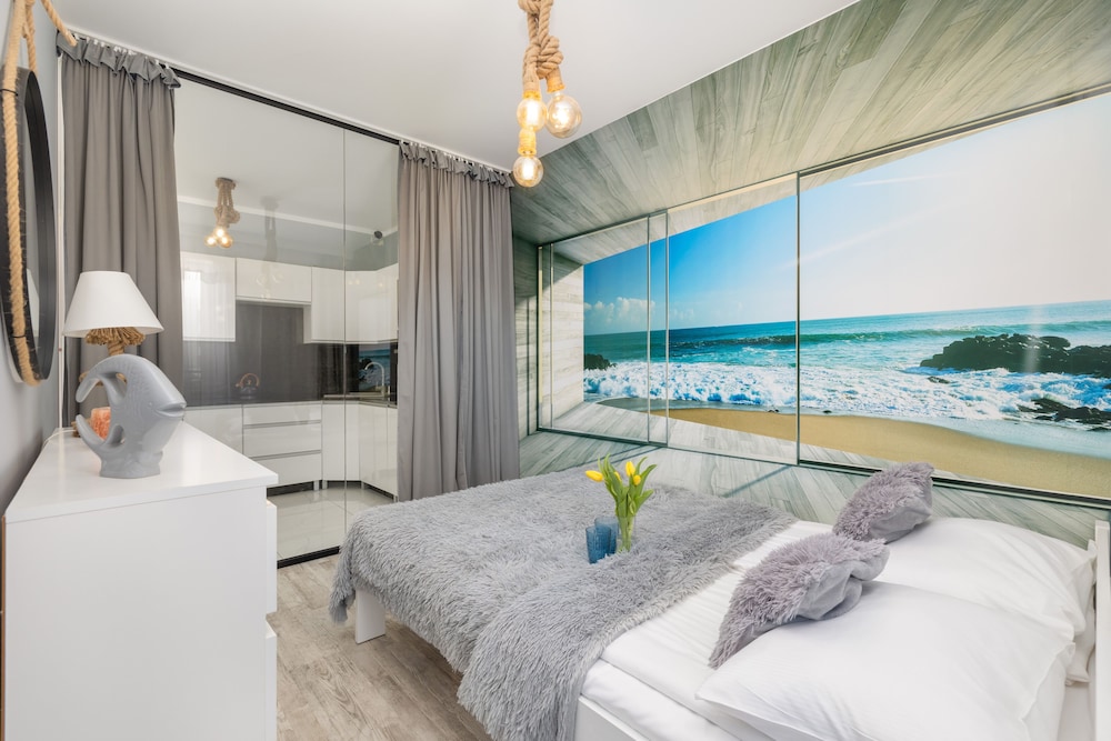 Apartment, 1 Bedroom, Balcony, Beachside