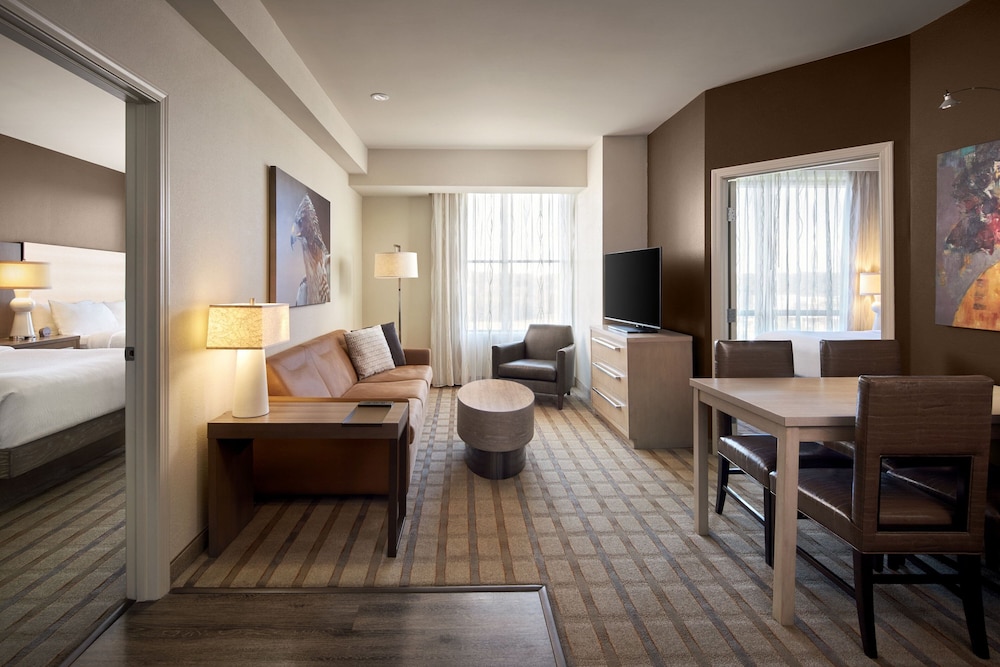 Suite, 2 Bedrooms photo 1
