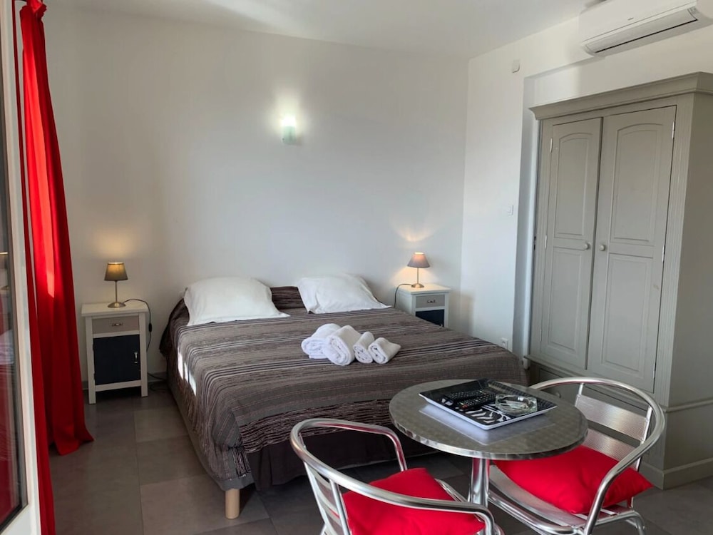 Superior Room, Balcony, Sea View photo 1