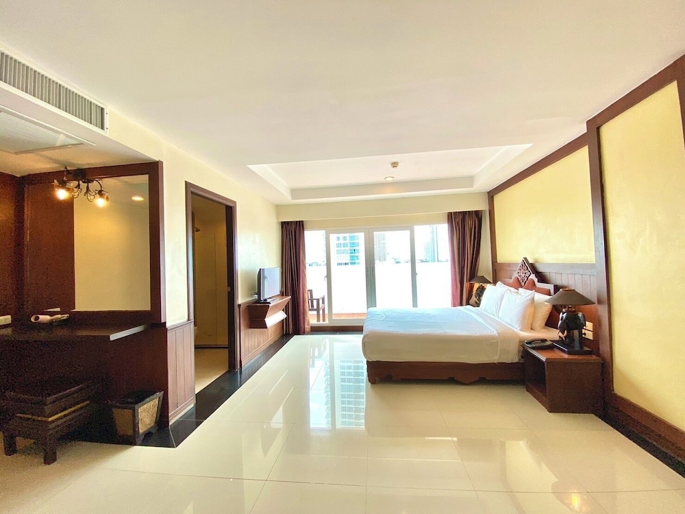 Heritage Deluxe Sky Beach Double