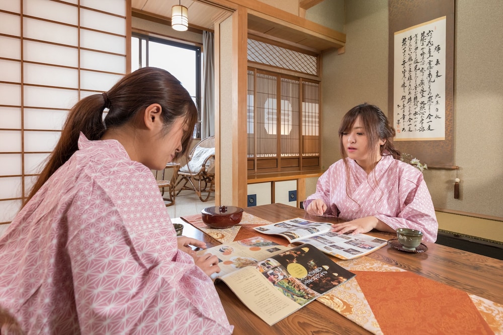 Japanese Style Room for 3 Guests photo 2