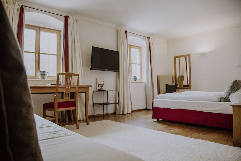 Superior Double Room, 1 King Bed with Sofa bed photo 2