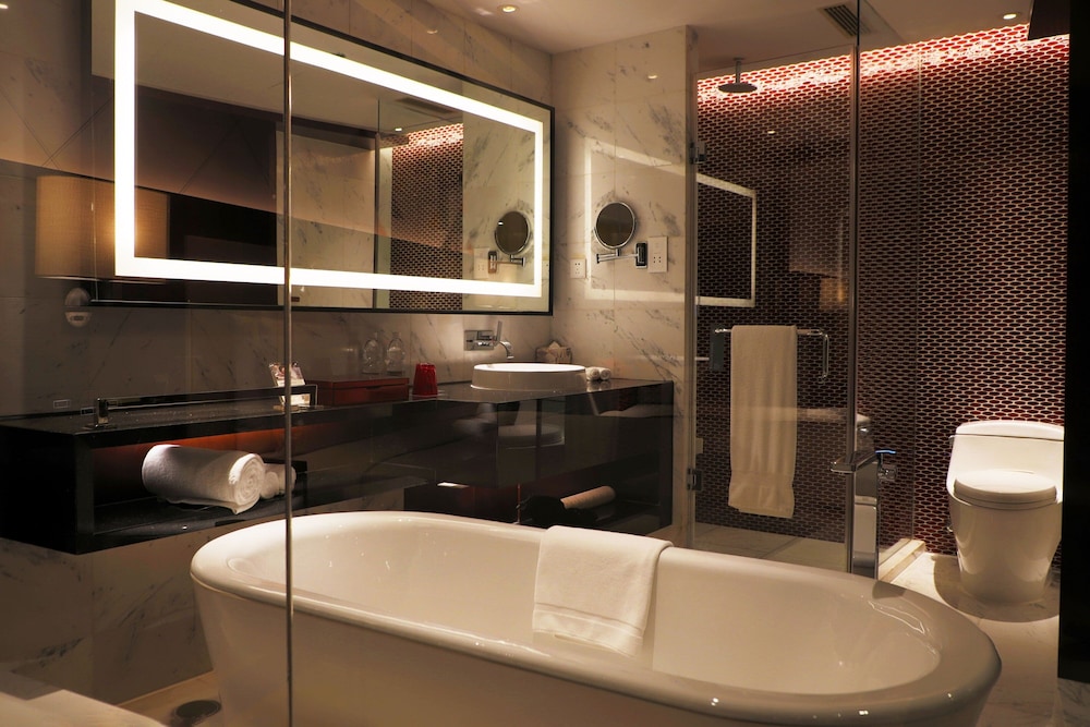 Deluxe Room, 2 Double Beds - Photo 4