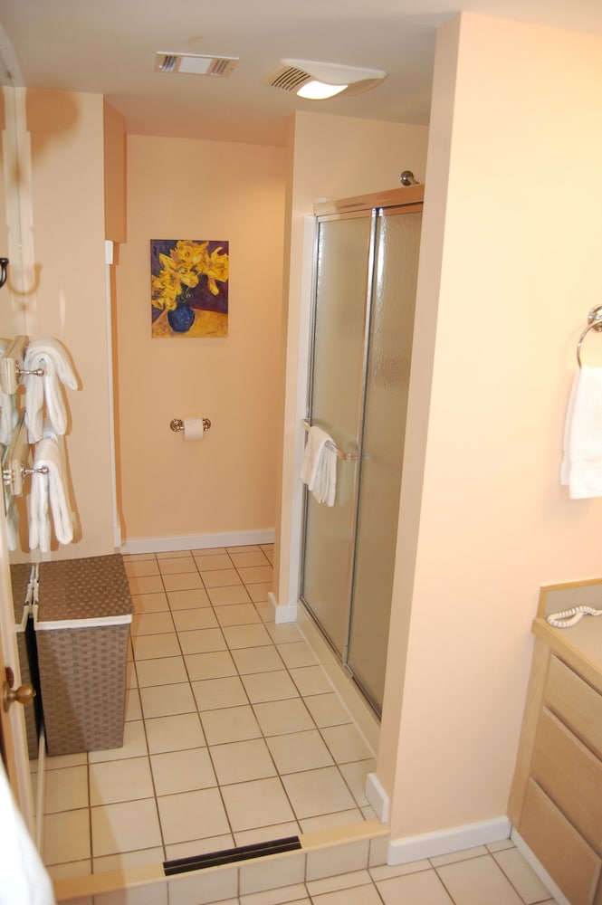 Superior Suite, Private Bathroom (Honeymoon - Pets Allowed) photo 2