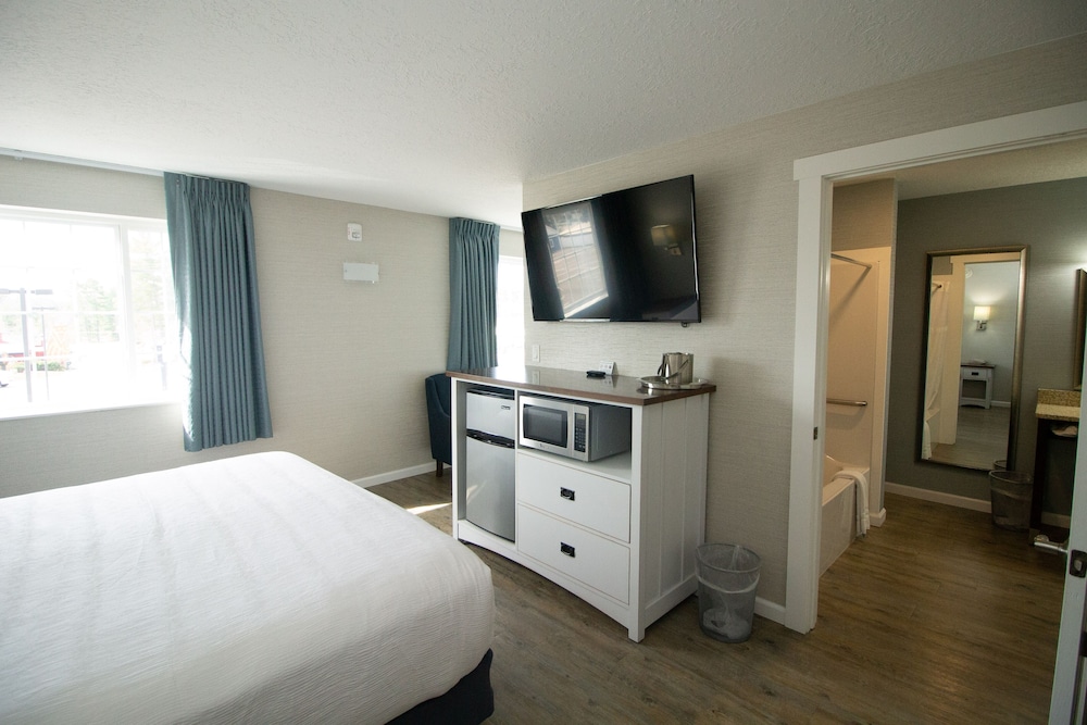 The Baywatch Resort, Photo 3