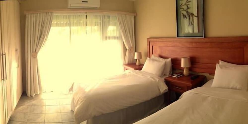 Luxury Room photo 2