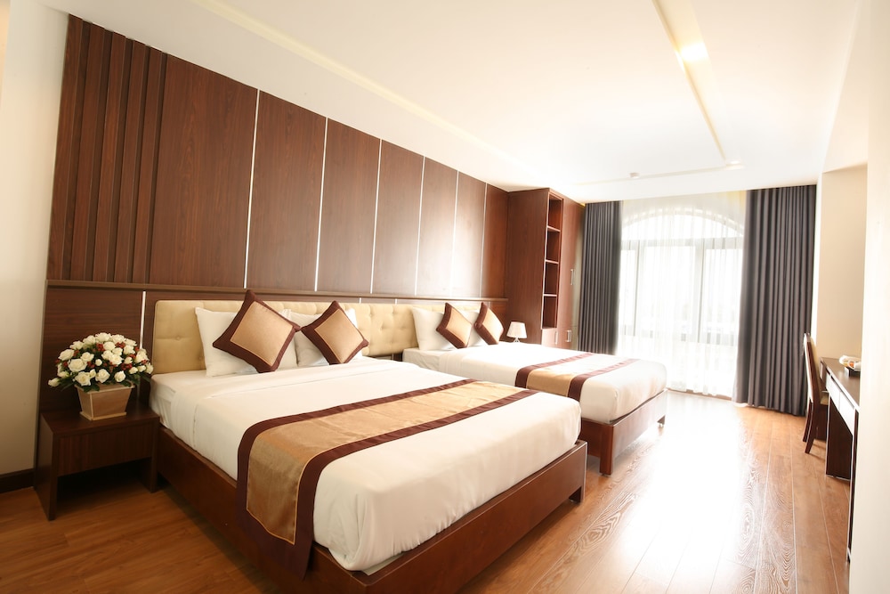 Family Room, 2 Queen Beds photo 1