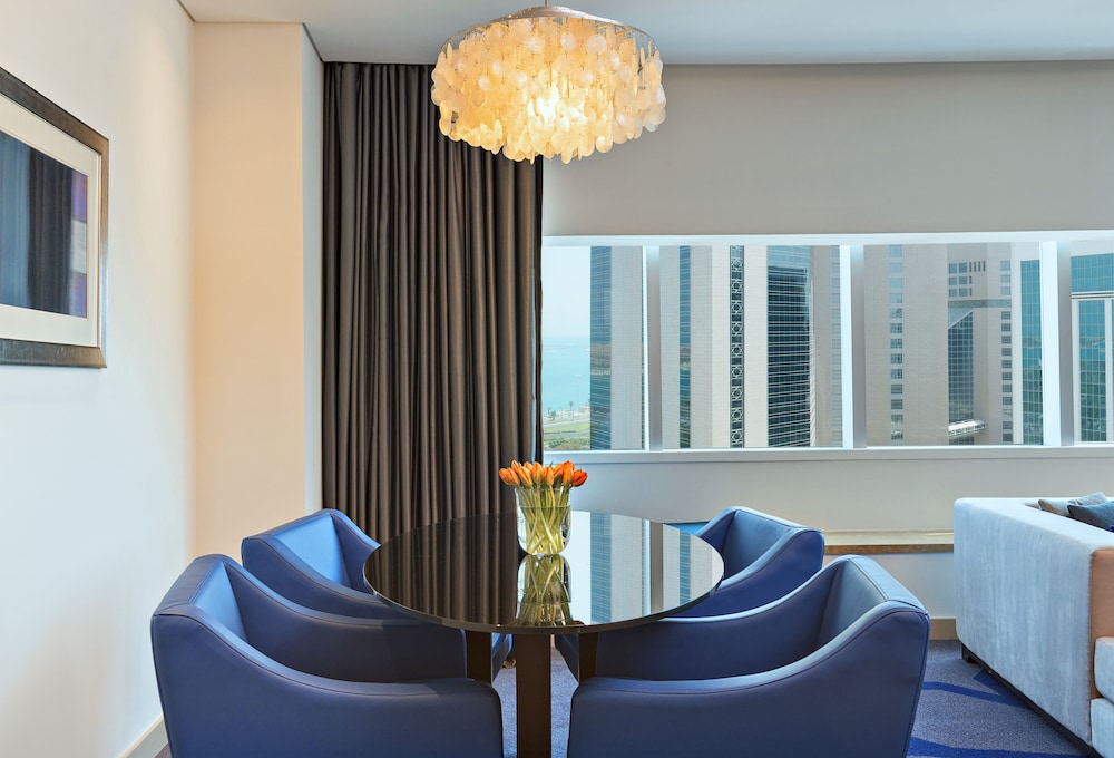 Deluxe Suite, 1 Bedroom photo 2