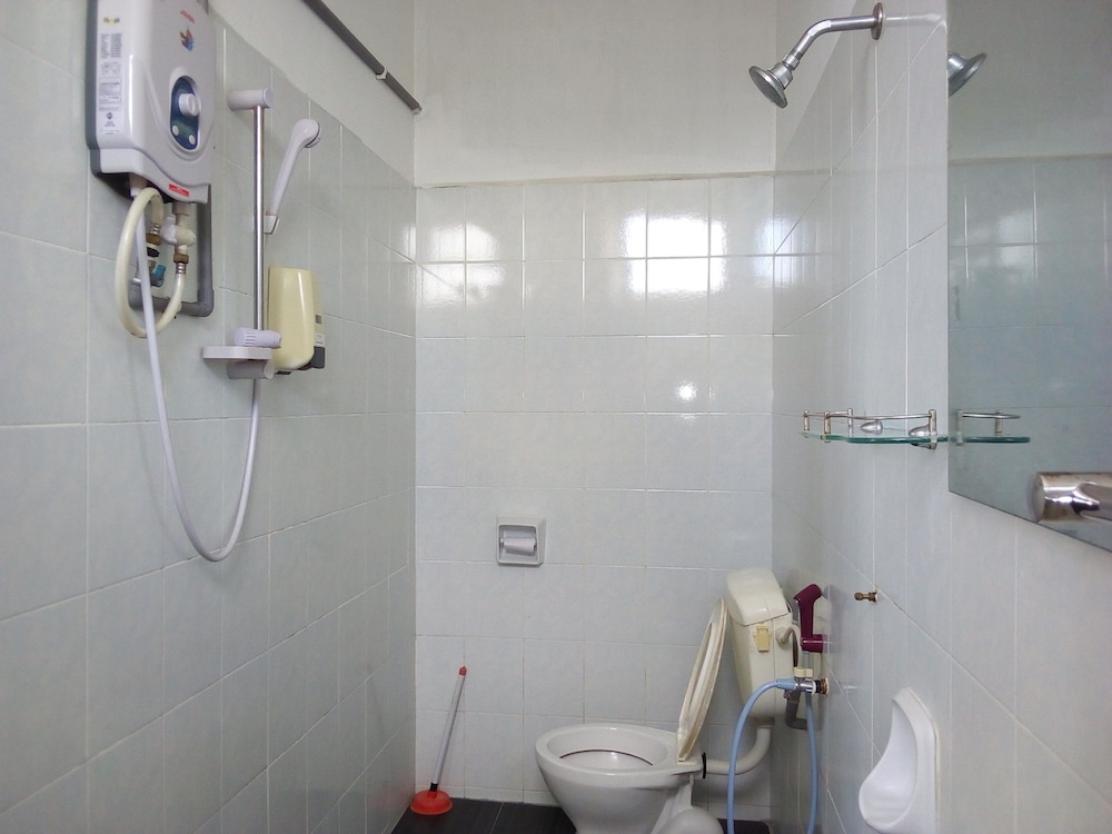 Family Quadruple Room (205) photo 3