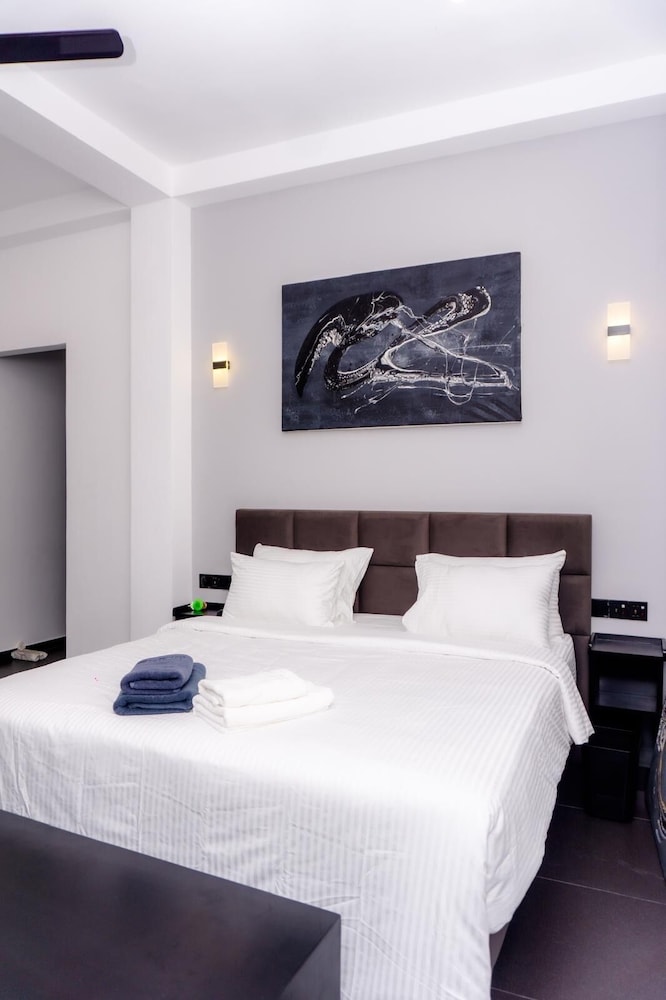 Comfort Double Room, 1 King Bed, Balcony, Ocean View