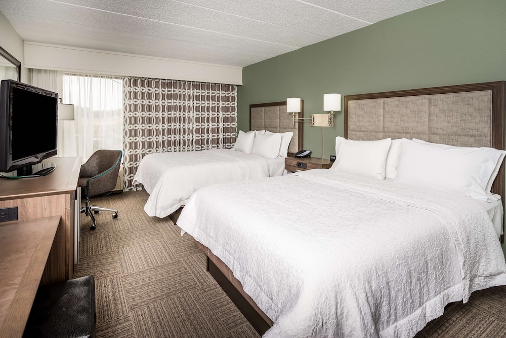 Room, 2 Queen Beds, Accessible, Bathtub (Mobility & Hearing) - Photo 1