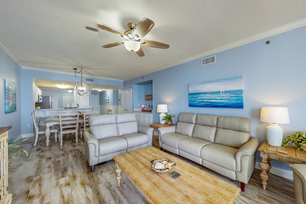 Condo, 3 Bedrooms