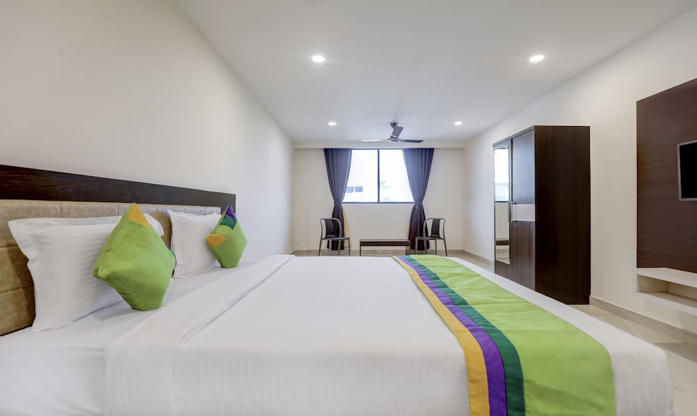 Deluxe Room - Photo 8