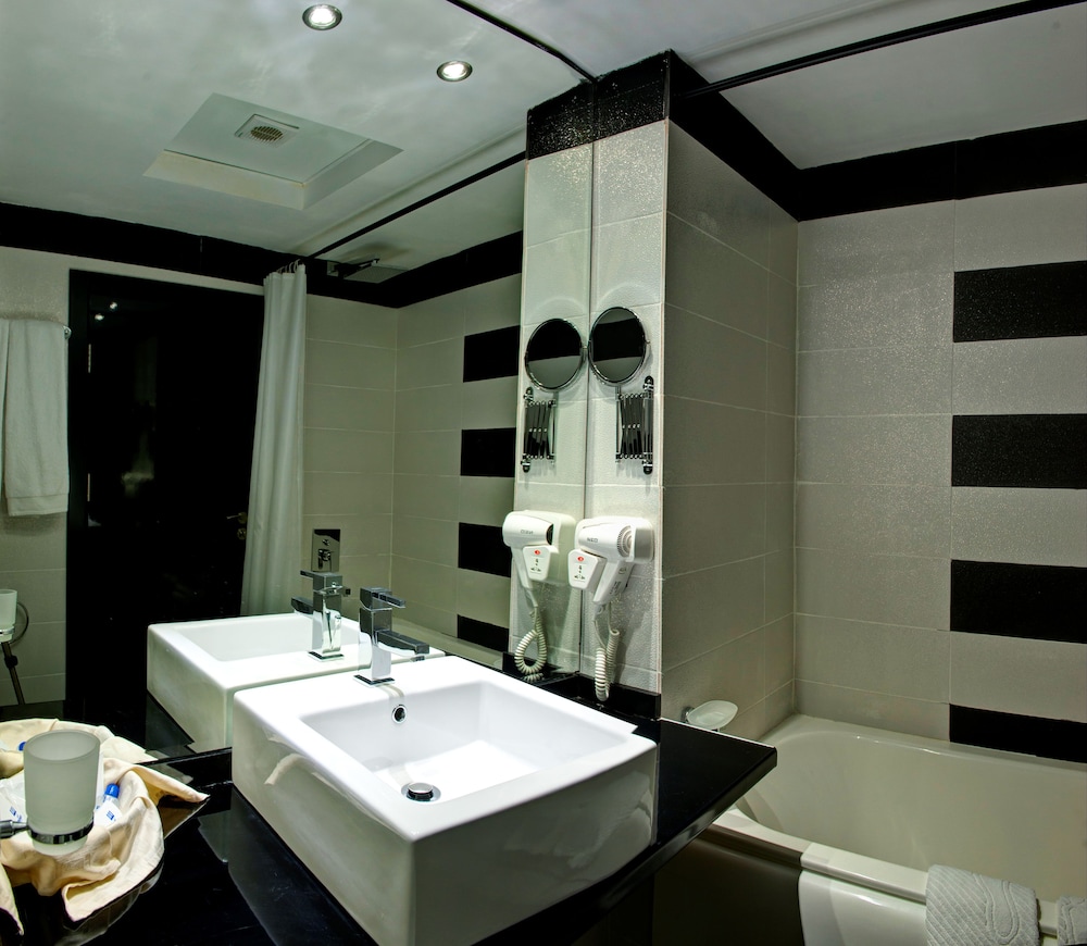 Executive Double Room - Photo 5