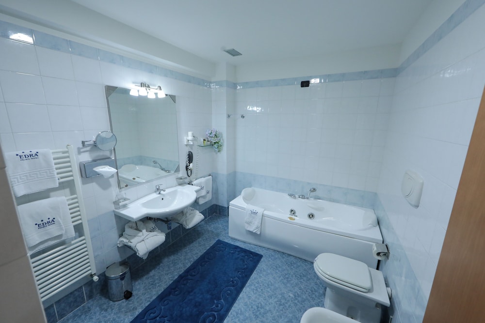 Suite, Garden View photo 2